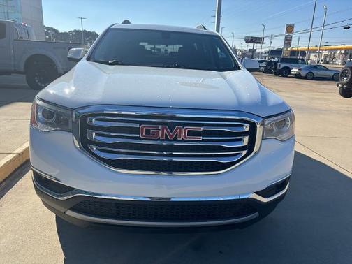 2019 GMC Acadia SLE-2