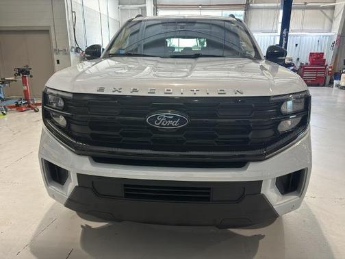 SPACE SILVER METALLIC 2025 Ford Expedition ACTIVE