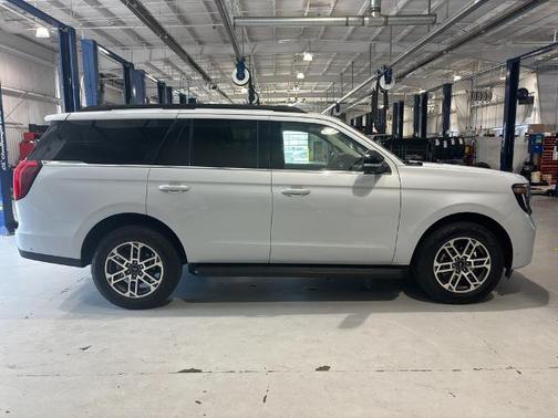 SPACE SILVER METALLIC 2025 Ford Expedition ACTIVE