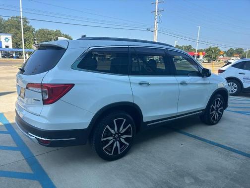 2022 Honda Pilot TOURING 7-PASSENGER