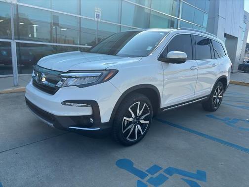 2022 Honda Pilot TOURING 7-PASSENGER
