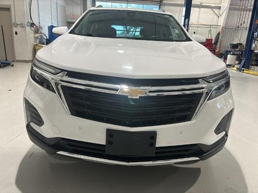 Summit White 2022 Chevrolet Equinox LT W/1LT