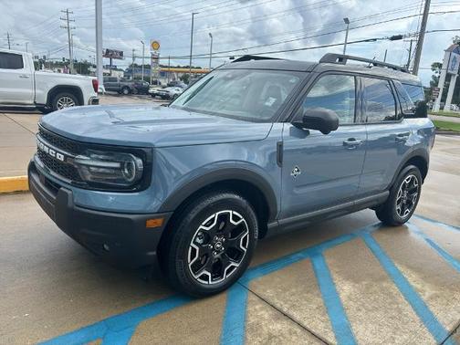 AZURE GRAY METALLIC TRI-COA 2025 Ford Bronco Sport OUTER BANKS