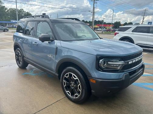 AZURE GRAY METALLIC TRI-COA 2025 Ford Bronco Sport OUTER BANKS