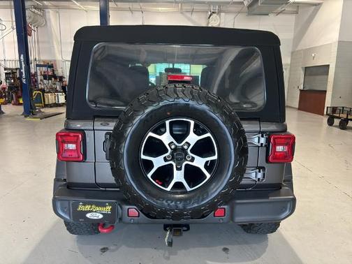 Granite Crystal Clearcoat Metallic 2021 Jeep Wrangler RUBICON