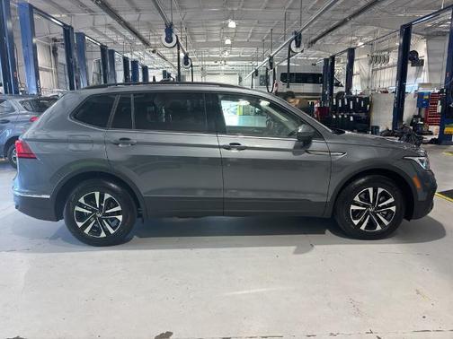 2024 Volkswagen Tiguan 2.0T S