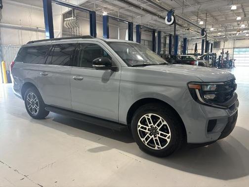 GLACIER GRAY METALLIC TC 2025 Ford Expedition ACTIVE