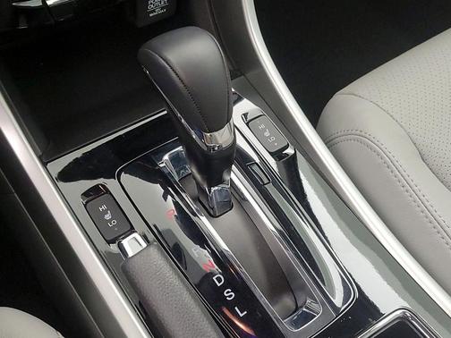2017 Honda Accord EX-L for sale in Columbus, OH - image 20