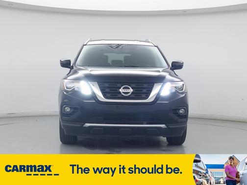 2018 Nissan Pathfinder SV