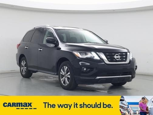 2018 Nissan Pathfinder SV