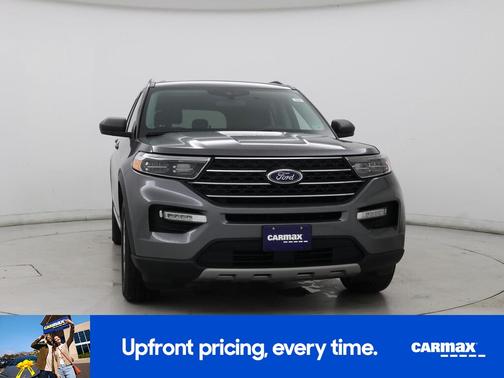 Gray 2022 Ford Explorer XLT