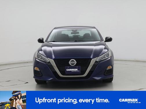 2022 Nissan Altima SR