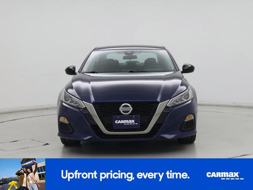 2022 Nissan Altima SR