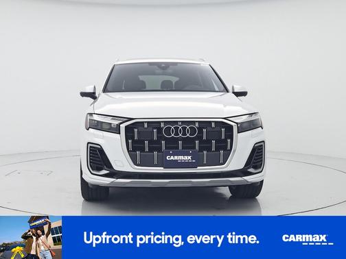 White 2025 Audi Q7 Prestige