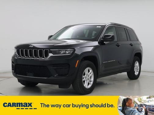 2022 Jeep Grand Cherokee Laredo