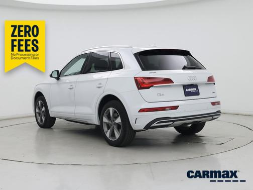 White 2023 Audi Q5 Premium Plus