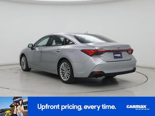 Silver 2020 Toyota Avalon Hybrid Limited