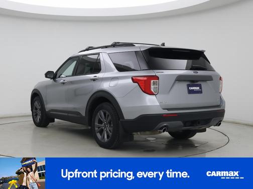 Silver 2022 Ford Explorer XLT