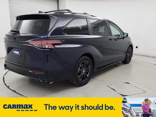2025 Toyota Sienna XSE