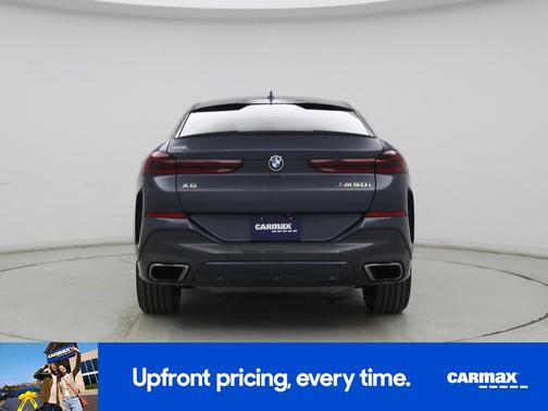2021 BMW X6 M50i