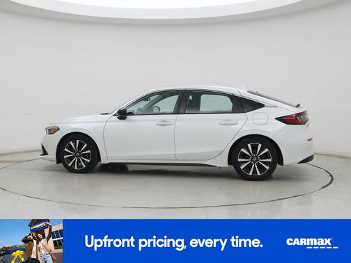 White 2022 Honda Civic EX-L