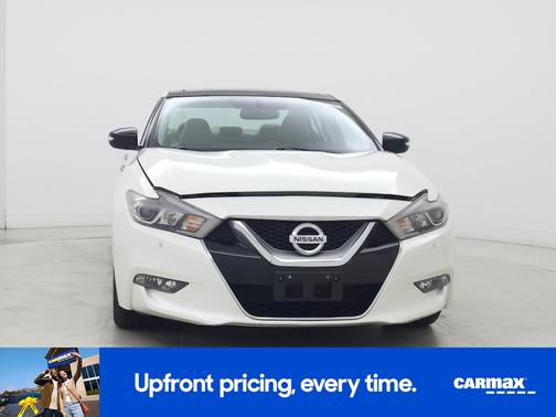White 2017 Nissan Maxima SL