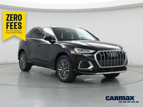 Black 2022 Audi Q3 Premium