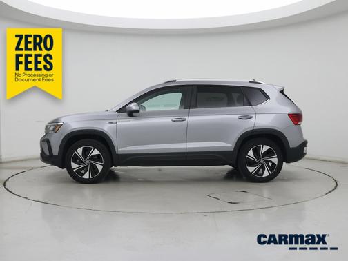 Silver 2024 Volkswagen Taos SE