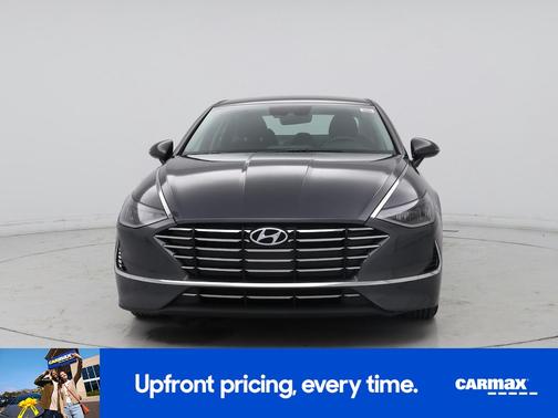 2022 Hyundai SONATA SE