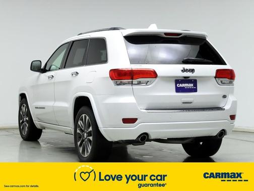 Photo 2 of 28 of 2017 Jeep Grand Cherokee Overland