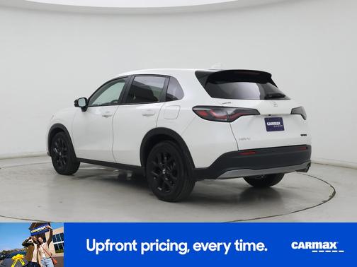 White 2025 Honda HR-V Sport