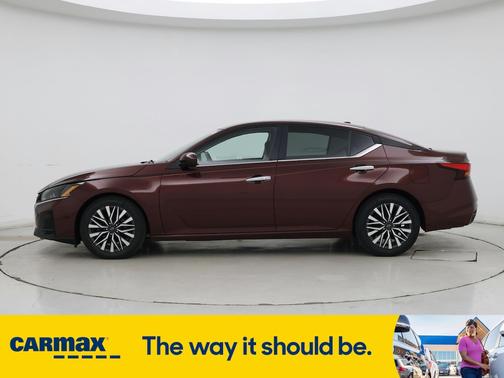 2023 Nissan Altima SV