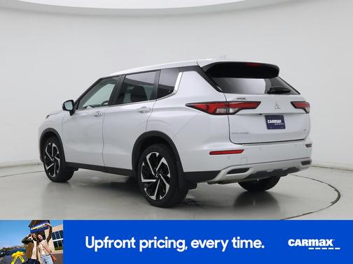 2022 Mitsubishi Outlander SE