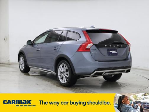 2018 Volvo V60 Cross Country T5