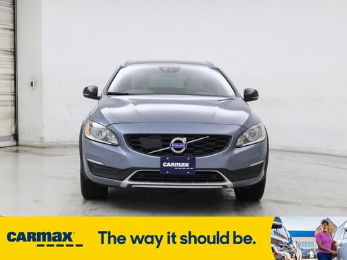 2018 Volvo V60 Cross Country T5