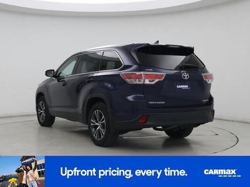 Blue 2016 Toyota Highlander XLE