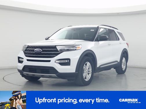 White 2020 Ford Explorer XLT