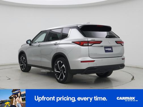 2022 Mitsubishi Outlander ES