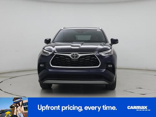 Blue 2022 Toyota Highlander Platinum