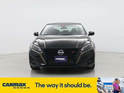 2023 Nissan Altima SR