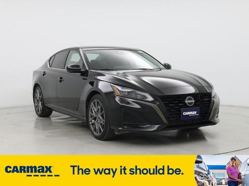 2023 Nissan Altima SR