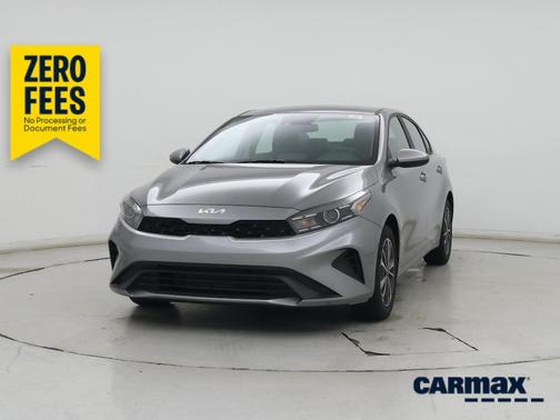 Silver 2024 Kia Forte LXS
