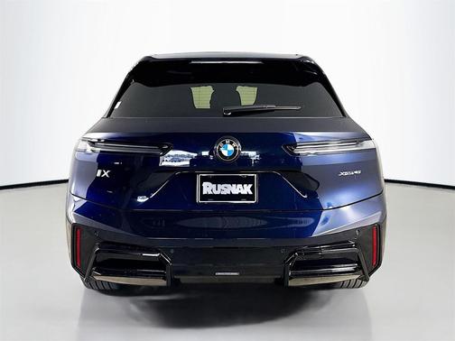 2026 BMW iX xDrive45