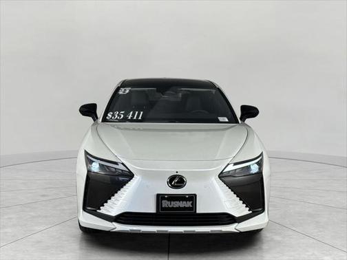 2024 Lexus RZ 300e Premium