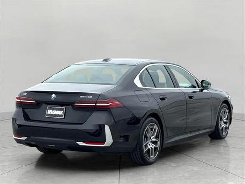 2024 BMW i5 eDrive40