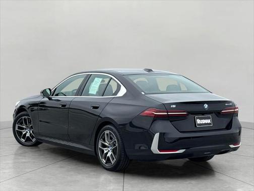 2024 BMW i5 eDrive40
