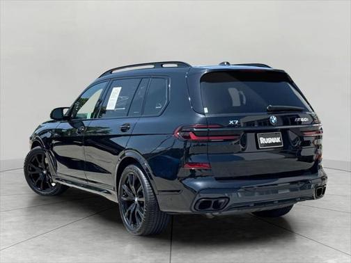 2024 BMW X7 M60i