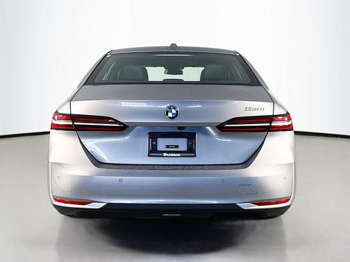 2026 BMW 530 530i
