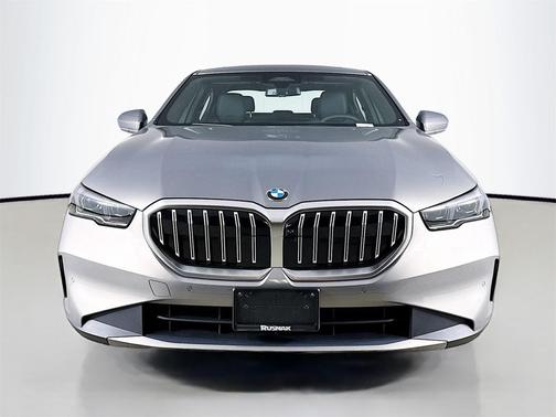 2026 BMW 530 530i