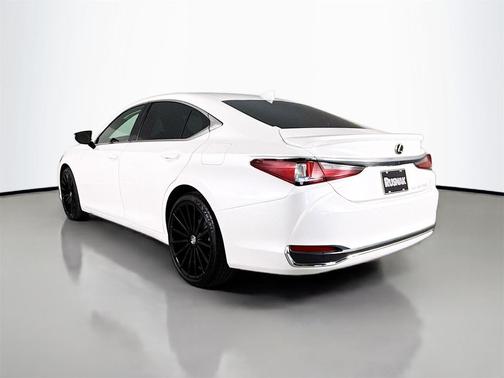 2021 Lexus ES 250 Base